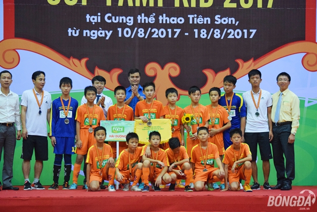 U11 Gia Bảo Hải Dương giành ngôi á quân. Ảnh: Viết Định