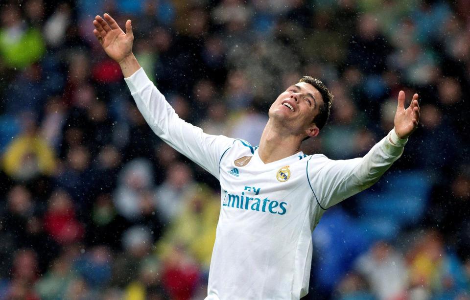 Ronaldo không còn tha thiết Real, muốn trở lại Man United? Ảnh: EPA.