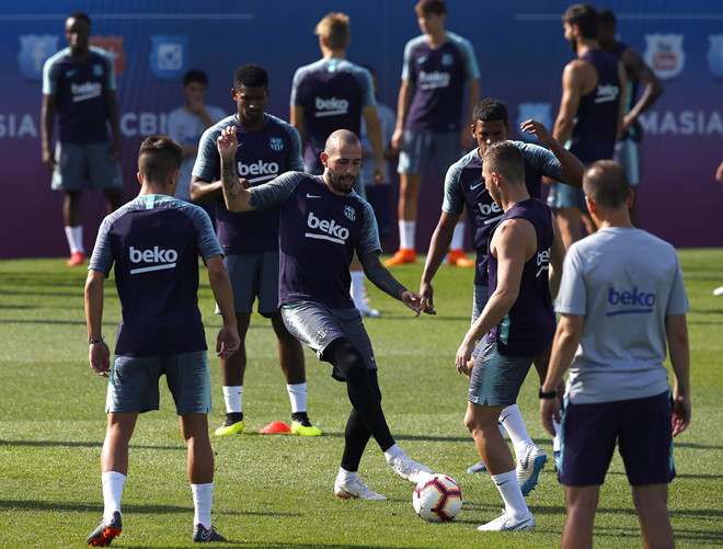 Messi vắng mặt, Barca mang đội hình B đến Mỹ du đấu - Bóng Đá