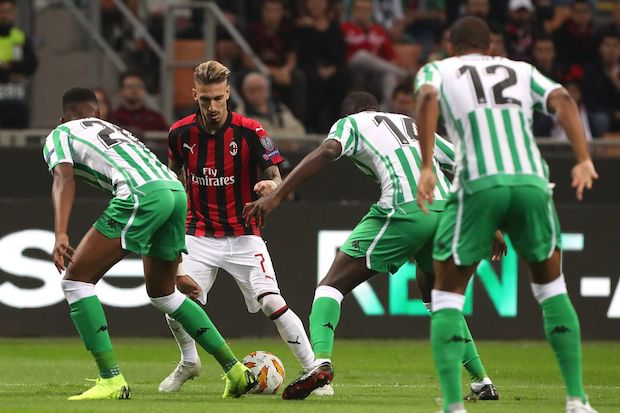 Real Betis xuất sắc đánh bại AC Milan ngay tại San Siro.