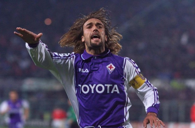 Gabriel Batistuta gắn bó gần 1 thập kỉ với Fiorentina.