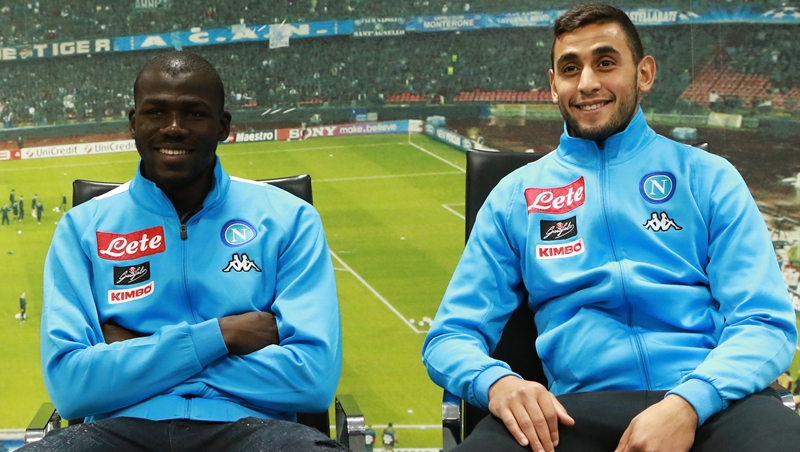 Ở chiều ngược lại, tương lai của Kalidou Koulibaly và Faouzi Ghoulam vẫn đang bị đặt dấu hỏi lớn.