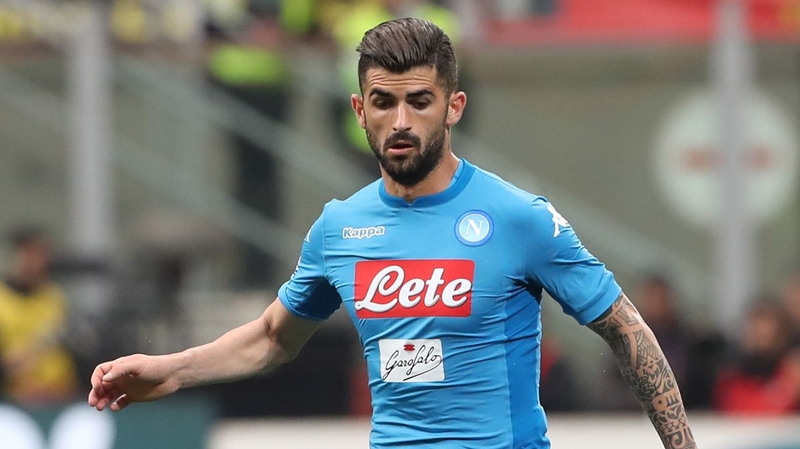 Elseid Hysaj đã tuyên bố sẽ rời San Paolo để tìm kiếm thử thách mới. Vậy nên, Partenopei cần có thêm 1 hậu vệ cánh phải.