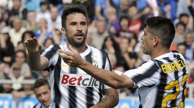Antonio Conte từng thành công với Vucinic và Borriello.