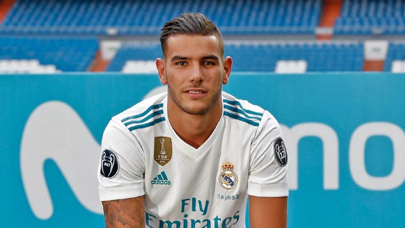 Theo Hernandez sẽ về San Siro?