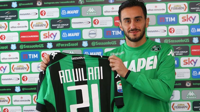 Đầu năm 2017, Aquilani bị đẩy sang Sassuolo theo dạng cho mượn từ Pescara nhưng cũng chỉ ở lại xứ Emilia-Romagna được 6 tháng.