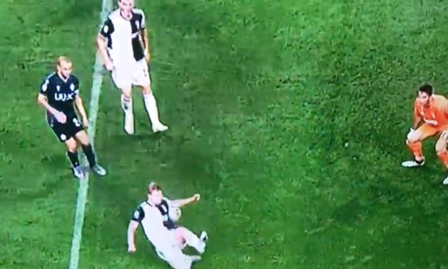 Matthijs De Ligt và những lần mắc sai lầm trong màu áo Juventus - Bóng Đá