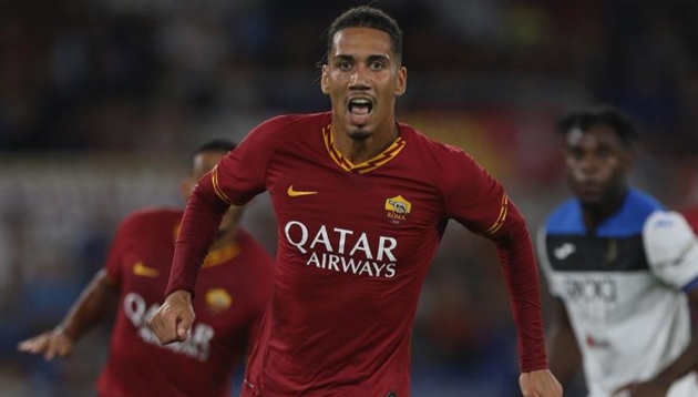 AS Roma chi 15 triệu euro mua đứt Smalling - Bóng Đá