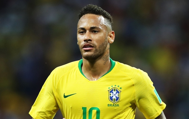 6. Neymar: 101 lần ra sân. Ở tuổi 28 và đang là 1 trong những ngôi sao bóng đá hàng đầu thế giới, chắc chắn, số lần xuất hiện ở đội tuyển Brazil của Neymar sẽ còn tăng thêm.