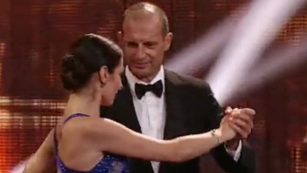 Massimiliano Allegri tỏ ra rất tự tin trên sàn diễn.