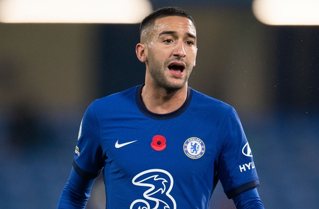 Frank Lampard insists he won't be 'throwing Eden Hazard comparisons' at Hakim Ziyech after his impressive start to life at Chelsea - Bóng Đá