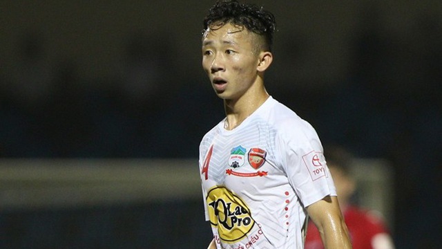 Ngọc Quang nghỉ hết lượt đi V-League 2018.
