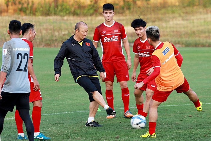 Điểm tin bóng đá Việt Nam tối 30/10: Thầy Park vẫn miệt mài đi tìm đội hình chính ĐT Việt Nam - Bóng Đá