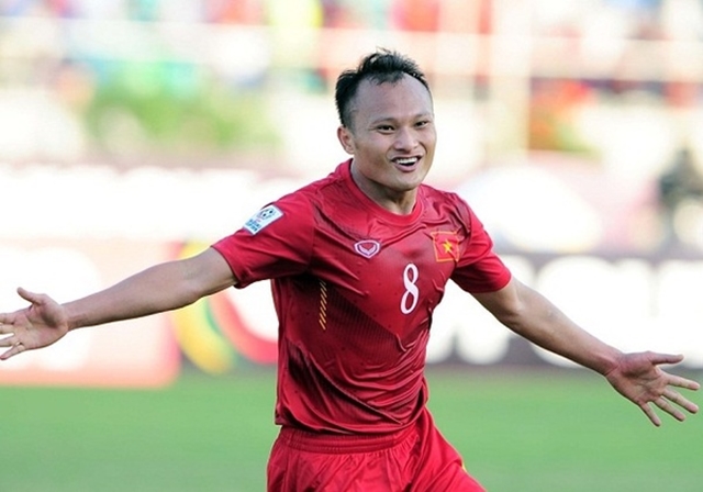 Ngoại trừ tình huống để Philip YoungHusband thoát xuống để kiến tạo cho đồng đội gỡ hòa 1-1 thì Trọng Hoàng đã có một trận đấu xuất sắc. Lên công về thủ tốt, anh còn tung đường chuyền thông minh cho Văn Đức ghi bàn nâng tỉ số 2-1.
