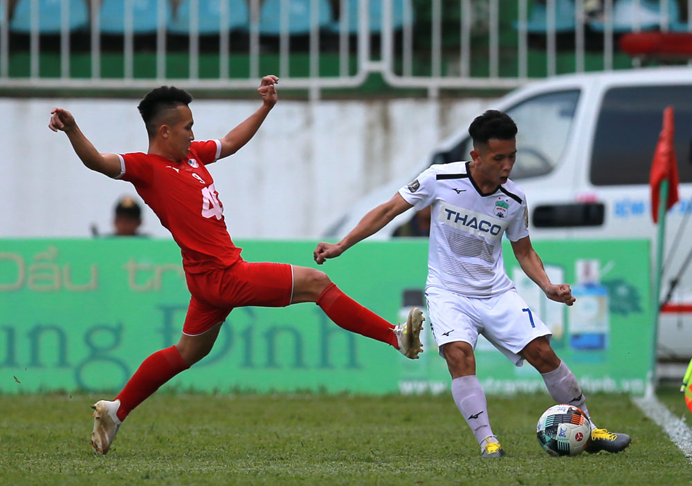 5 điểm nhấn vòng 20 V-League: HAGL, TP.HCM bại trận; Hà Nội độc chiếm ngôi đầu - Bóng Đá