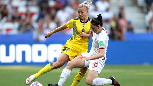 bài ảnh trận: Nữ Anh thua Thụy Điển (sáng lên) - Bóng Đá