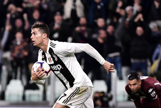 ẢNH: Tròn 1 năm bom tấn Cristiano Ronaldo đến Juventus - Bóng Đá