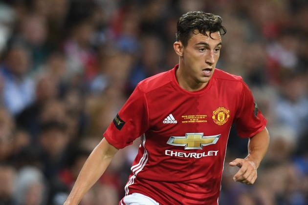 Darmian không hề thất vọng dù phải dự bị. Ảnh: Internet.