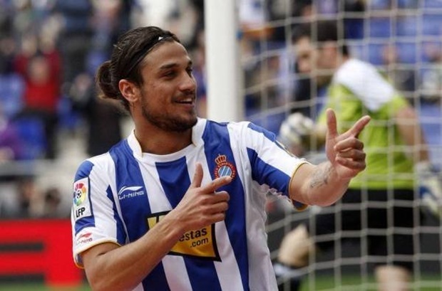 Chuyển đến Tây Ban Nha thi đấu cho Espanyol.