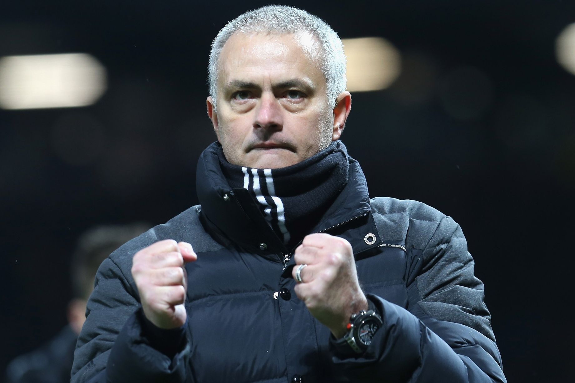 Mourinho hài lòng với kết quả trận đấu. Ảnh: Mirror.