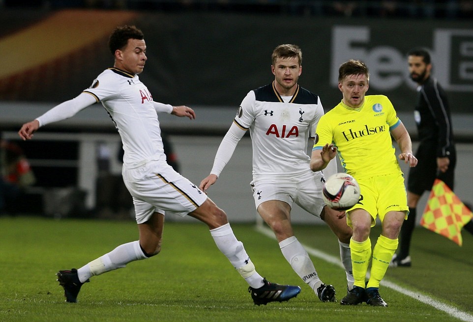 Tottenham chủ động tấn công ngay từ đầu. Ảnh: Daily Mail.