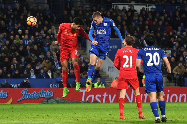 Vardy hoàn tất cú đúp trong hiệp hai.