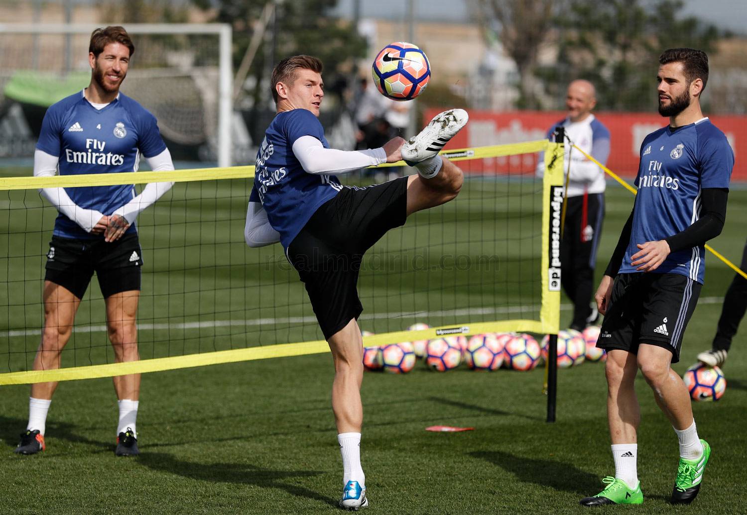 Toni Kroos trở về từ đội tuyển Đức.