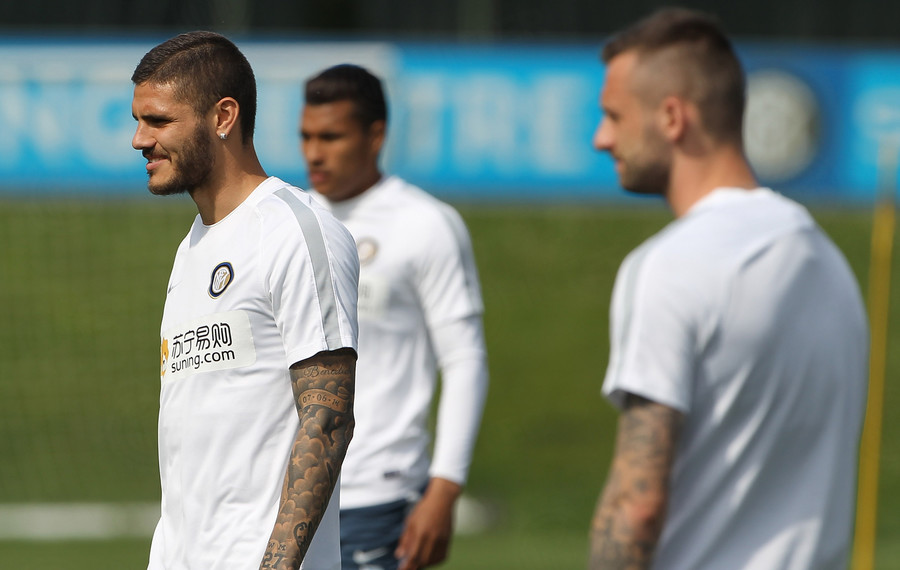 Mauro Icardi là hi vọng của đội bóng áo sọc xanh-đen thành Milan.