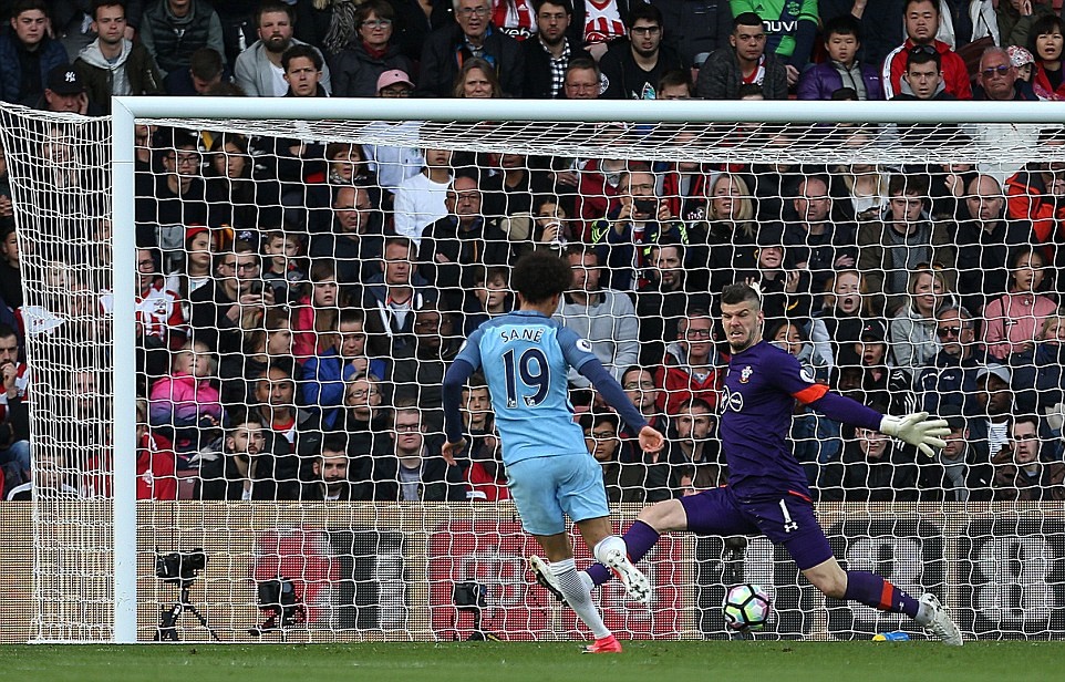 Leroy Sane nhân đôi cách biệt ở phút 77.