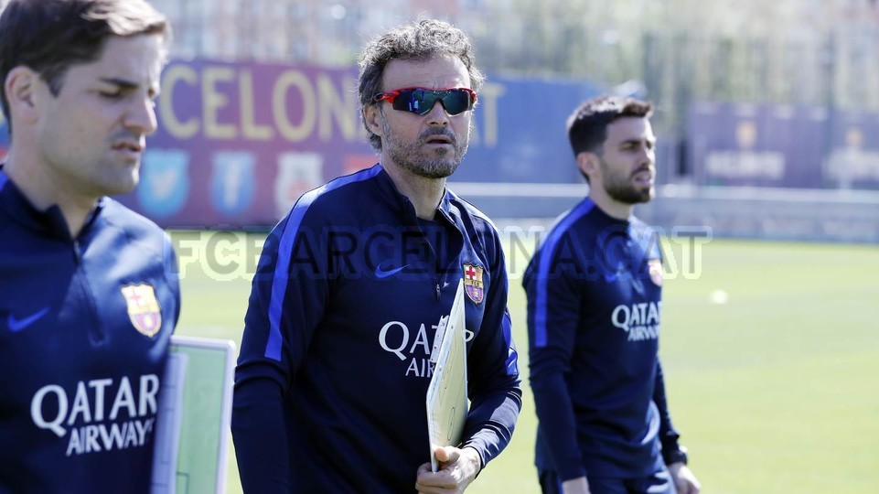 buổi tập của barca - Bóng Đá