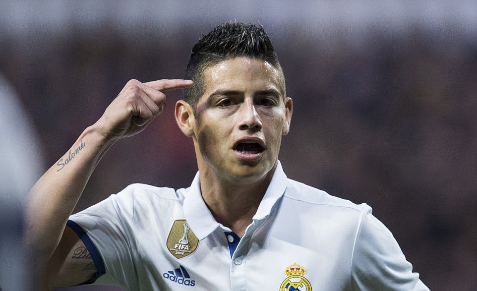 James nâng tỷ số lên 2-0.