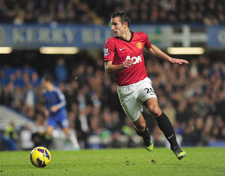 Chuyển sang khoác áo Man Utd từ 2012 - 2015, anh ghi được 58 bàn sau 105 trận ra sân.