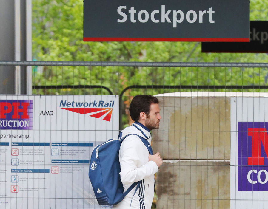 Trong khi Mata tỏ ra khá thầm lặng.