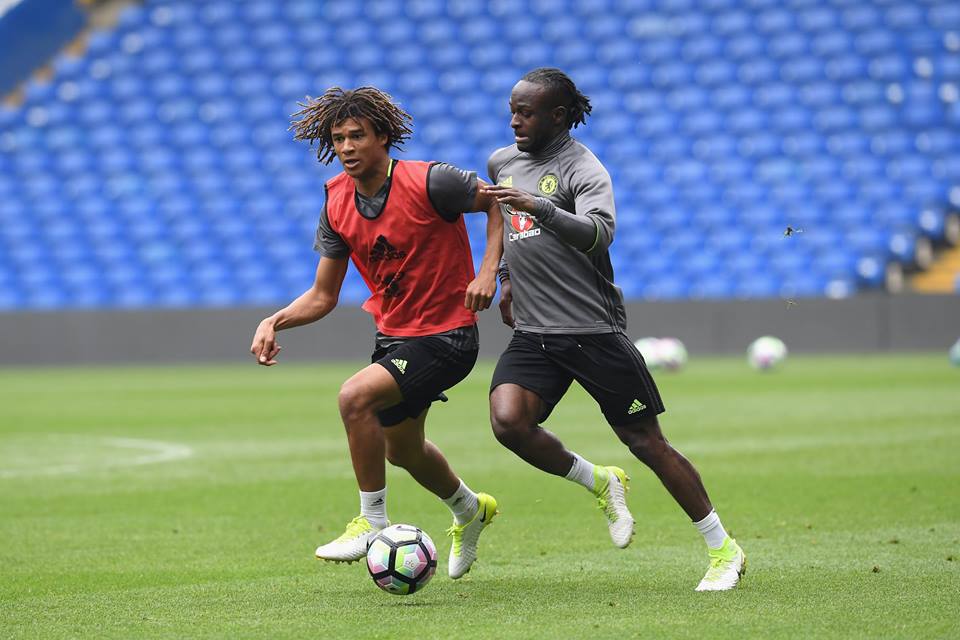 Các cầu thủ tràn đầy quyết tâm.