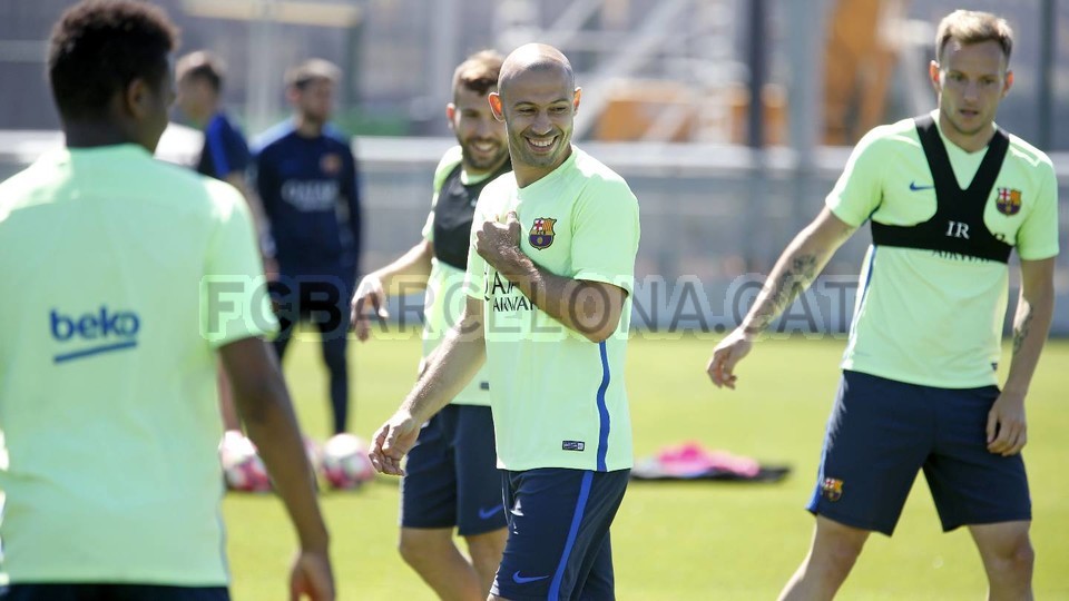 Buổi tập diễn ra trong bầu không khí thoải mái.