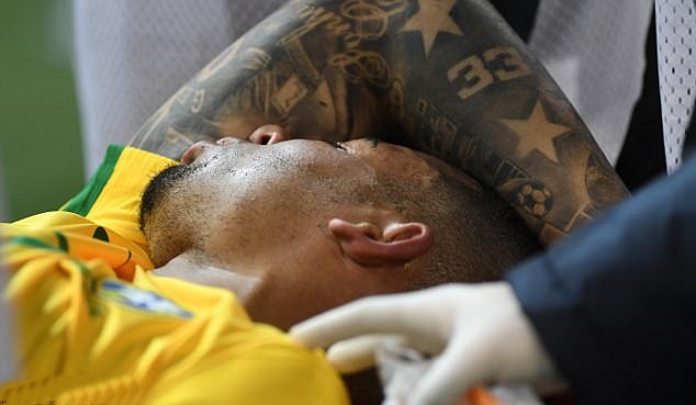 Chưa rõ tình hình chấn thương của Jesus.