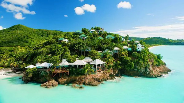 Antigua & Barbuda là bãi biển thơ mộng, lãng mạn cho các cặp đôi.