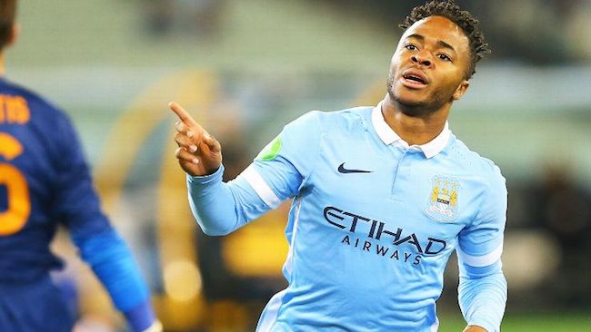 Tiền vệ cánh trái: Raheem Sterling (Liverpool sang Man City) - 49 triệu bảng.