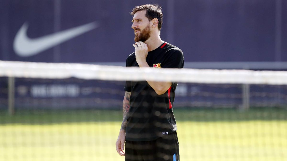 Lionel Messi tỏ ra khá vui vẻ.