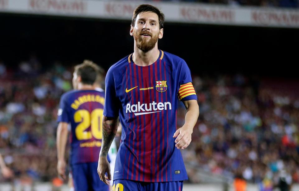 Tiền đạo phải: Lionel Messi.