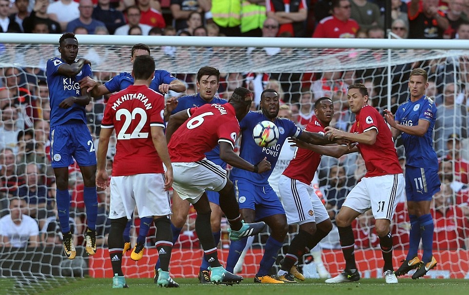 Pogba là cầu thủ tích cực dứt điểm nhất.