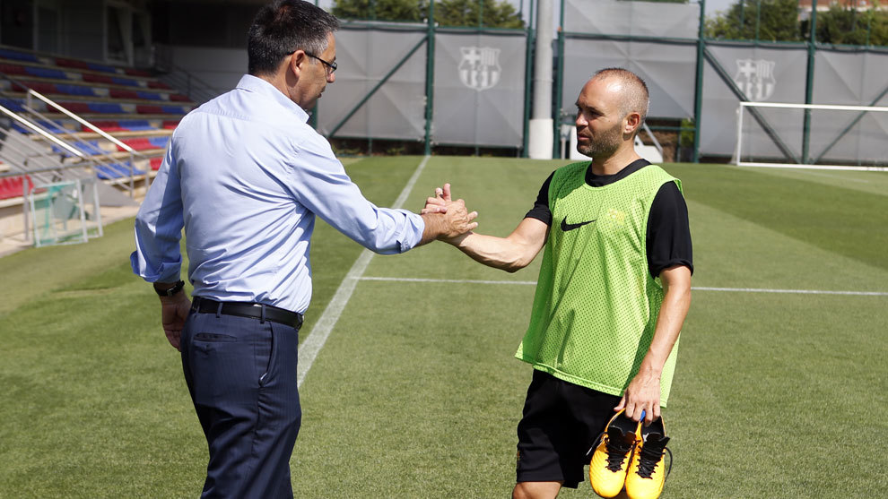 Barca đạt thỏa thuận với Iniesta? - Bóng Đá