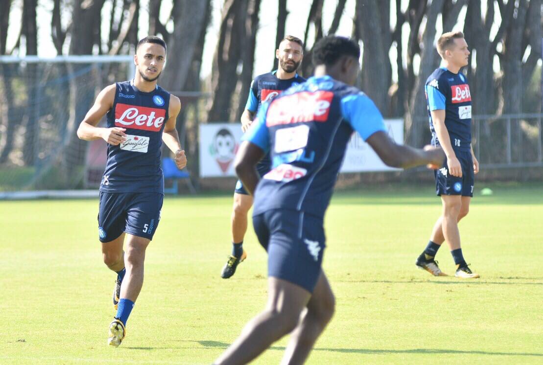 Napoli tập luyện - Bóng Đá