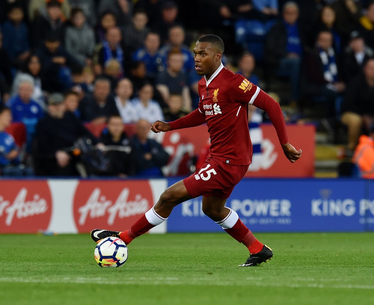 Sturridge được đá chính ngay từ đầu.
