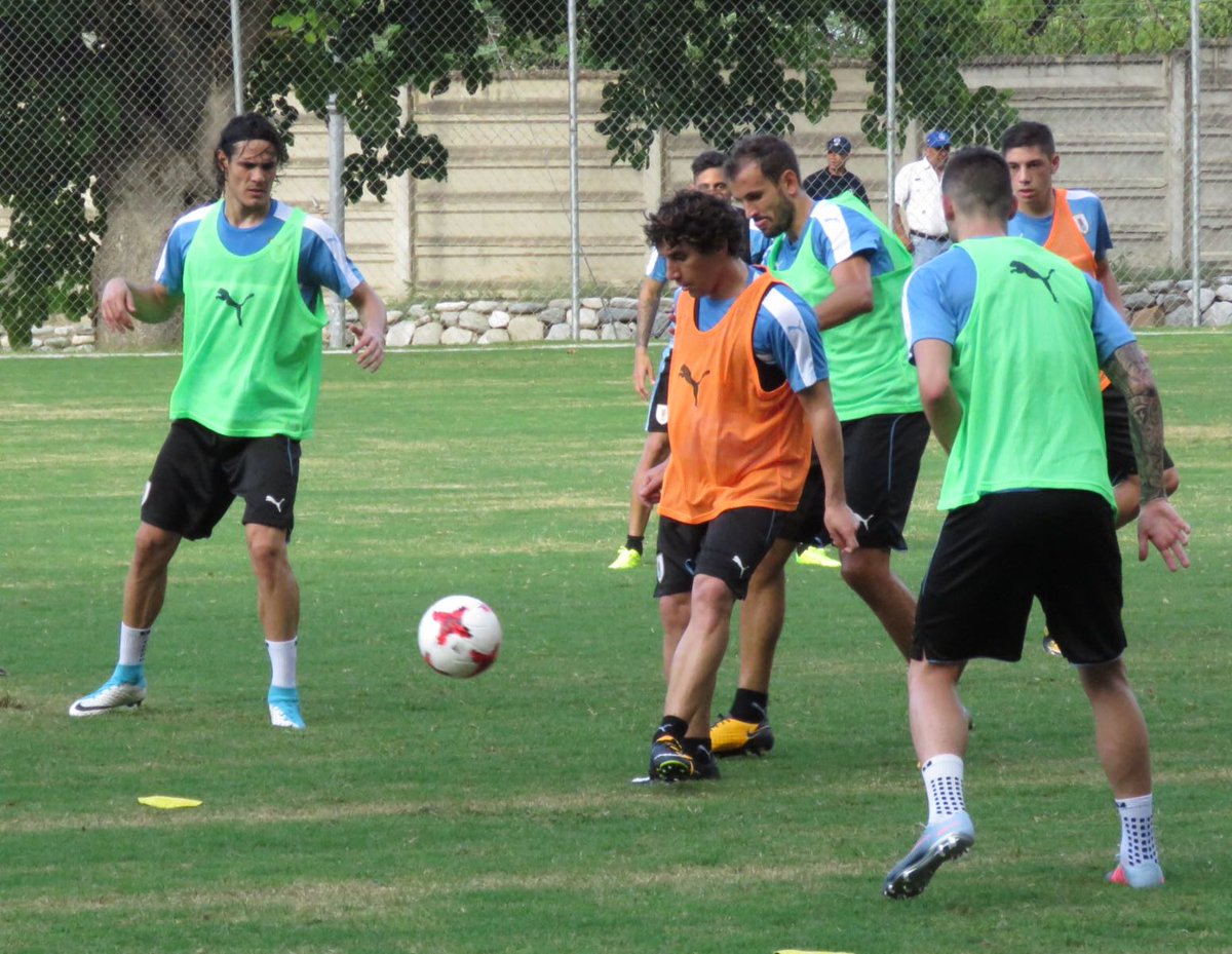 uruguay tập luyện - Bóng Đá