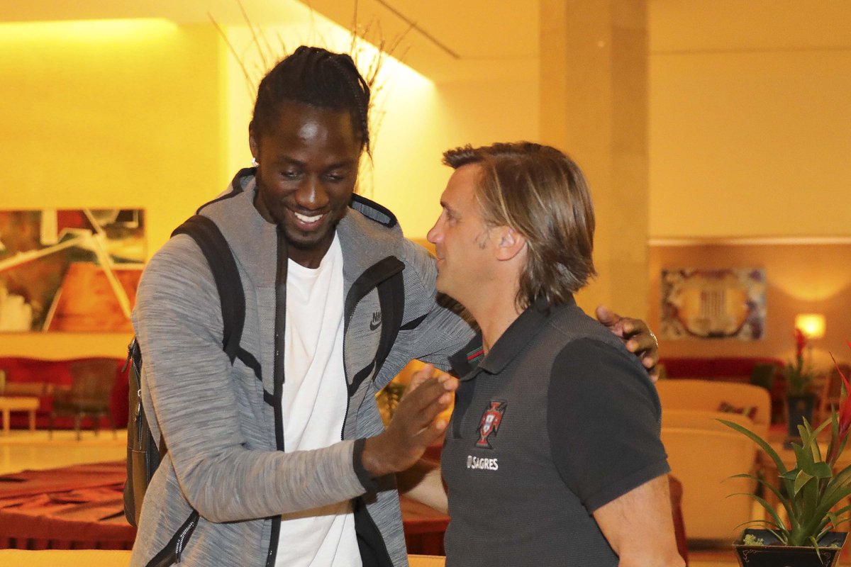 ronaldo hội quân cùng Bồ Đào Nha - Bóng Đá