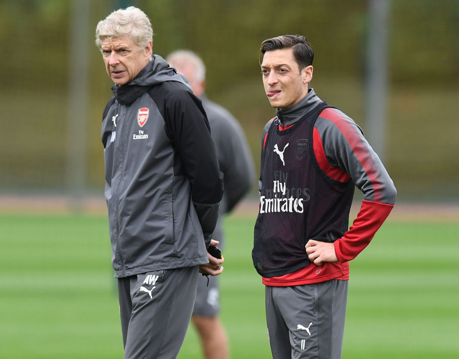 Arsenal tập luyện - Bóng Đá