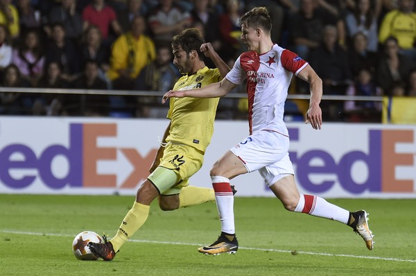 Tuy nhiên họ tấn công không mấy khởi sắc.