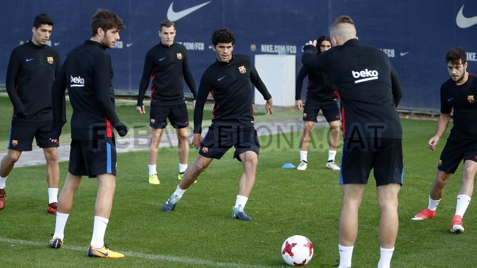 barca tập luyện - Bóng Đá