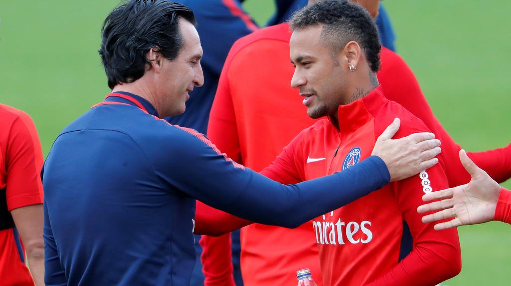 Unai Emery hết lời khen ngợi Neymar.